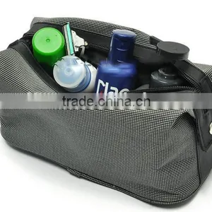 Elegant Small Plaid Toiletry Bag Travel Organizer Cosmetic Bag for Men Women thumbnail-6