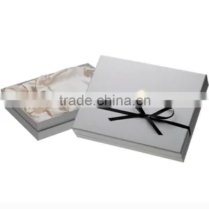 Fancy Paper Packaging Box With Satin Pad for Cosmetic / Perfume Packaging thumbnail-1