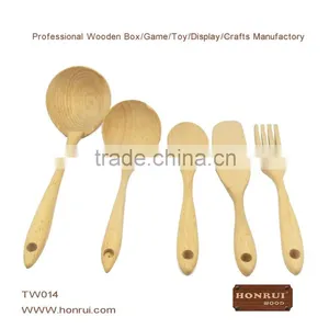 Wooden Tableware thumbnail-1