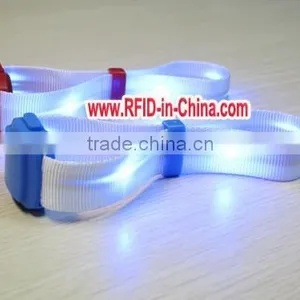 Programmable RFID Wristband With LED Light With Low Price thumbnail-5