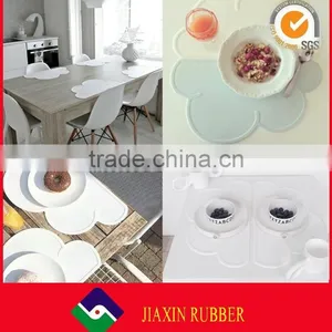 Flexible Waterproof Heat-resistant Feeding Suction Mat for Kids BPA Free Non Slip Silicone Feeding Mat thumbnail-6