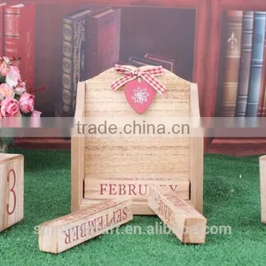 Pink Wooden Perpetual Calendar Desk Calendar 2017 thumbnail-3