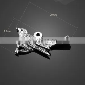 Wholesale Animal Bird Magpie Shape Pendant Alloy Pendant Jewelry Accessories thumbnail-3