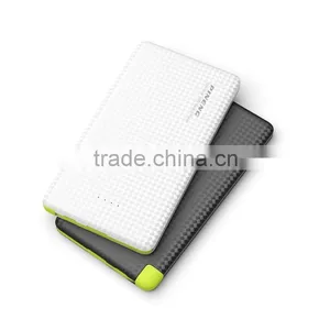 PINENG PN-952 2016 New Version Ultra-thin 5000mAh Credit Card Power Bank thumbnail-1