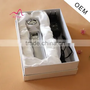 Nice Multi-functional Ionic Beauty Hot&Cool Beauty Instrument thumbnail-3