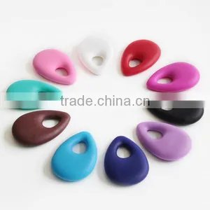 New Design 10 Color Silicone Pendant thumbnail-1