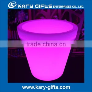 Color Change Plastic Flower Planter LED Flower Planter thumbnail-1