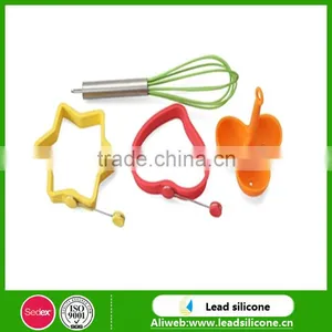 Kitchen Tools In Non-Stick Fried Egg Cooker Moulds / Silicone Pancake Mold Frying Egg Ring thumbnail-1