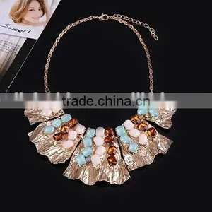 New Fashion Ladies Glass Necklace thumbnail-2