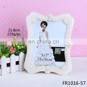 New Product 2015 Fashion Plastic Mini Photo Frame Cheap Plastic Photo Frame thumbnail-1