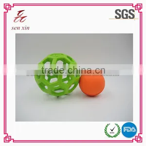 Snug Natural Rubber Dog Balls thumbnail-1
