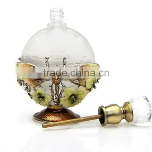 Wholesale High Quality Dragonfly Glass Perfume Bottles Uinique Shape Glass Perfume Bottle thumbnail-3