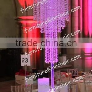 Shanghai Event Rental Wedding Ceremony Acrylic LED Lighted Table Decorative Chandeliers Centerpiece thumbnail-2