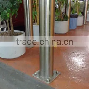 High Quality Different Design of Stainless Steel Road Bollard thumbnail-2