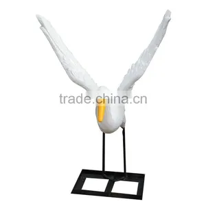 Customized Life-size Fiberglass Sea Gull Figure thumbnail-4