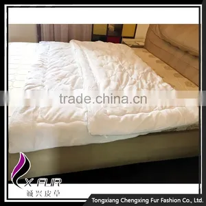 CX-Q-01 In-stock Items High Quality Coral Velvet Side Cheap Polyester Filling Quilt thumbnail-2