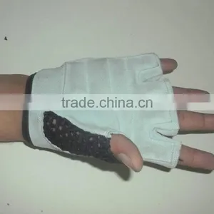 Best Quality Weight Lifting Gloves thumbnail-2