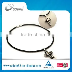 Magnetic Women Charm Necklace thumbnail-1