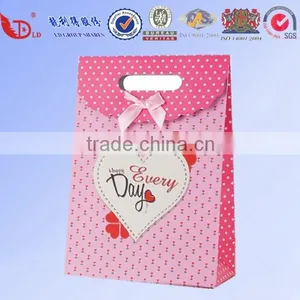 Wholesale Fancy White Kraft Paper Packaging Bag With Logo Printing thumbnail-3