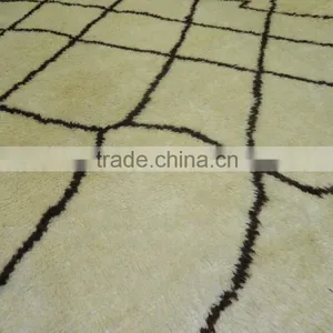 Beige Color With Black Square Custom Carpet for USA Market Handtufted Carpet thumbnail-1