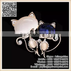 Promise Gift Diamond Fox Animals Brooch Crystal Pink And Royal Blue Cute Cat Brooch thumbnail-1