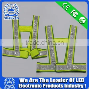 2016 Chian ODM Factory LED Refletive Vest For Road Safety At Night thumbnail-2