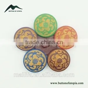 High Quality Fancy Colorful Figure Laser Engraved on Wood Shank Button thumbnail-1