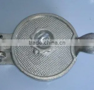 Cast Iron Hamburger Maker thumbnail-1