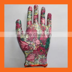 Multi Floral Print Poly Garden Gloves With Clear Nitrile Coating thumbnail-3