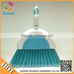 Factory Directly Sell Italy Style Designer Sweeping Broom Plastic Broom Head With Long Handle thumbnail-1