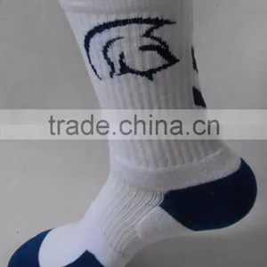 Wholesale High Quality Custom Dri Fit Elite Basketball Socks thumbnail-4