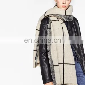 2017 Winter And New White Gray Double Jacquard Jacquard Scarf thumbnail-1