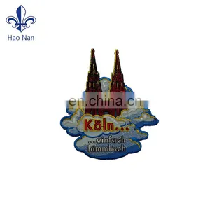 Fashion Customized High Quality 100% Polyester Fabric Woven Labels thumbnail-5
