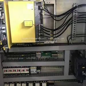 Neway VM702H Vertical Machining Center thumbnail-2