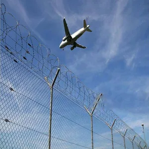 Football Field Pvc Coated Chain Link Fence With Good Quality thumbnail-4