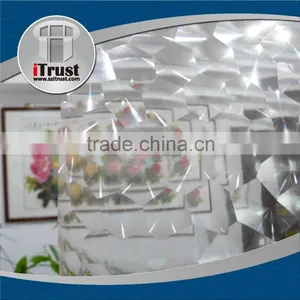 Chinese Self Adhesive Transparent Bopp Holographic Film Roll thumbnail-5