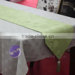 Factory Hot Selling Ployester Satin Table Runner for Wedding Decoration thumbnail-2