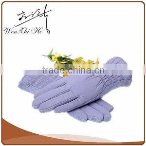 Custom Smart Touch Screen Fiber Cloth Packaging Gym Gloves thumbnail-2