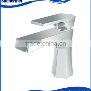 Basin Faucets thumbnail-1