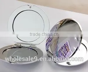 Elegant Folding Portable Pocket Mirror thumbnail-2