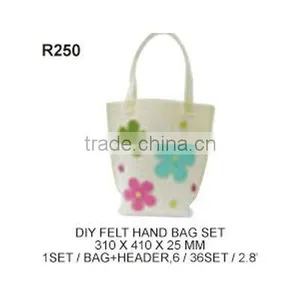(R250) DIY FELT HAND BAG SET thumbnail-1