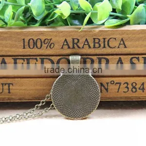XP-TGN-S-145 Wholesale Diy Image Glass Round Charm Skull Dome Cabochon Necklace For Gift thumbnail-3