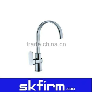 2012Hot Sale Family Popuplar Brass Kitchen Sink Tap thumbnail-1