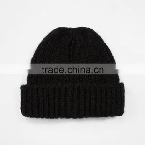 Custom Knit Beanies With Woven Label Slouch Beanie Hat Crocheted Hat Quality Choice thumbnail-3
