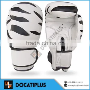 Hand Made Boxing Gloves thumbnail-1