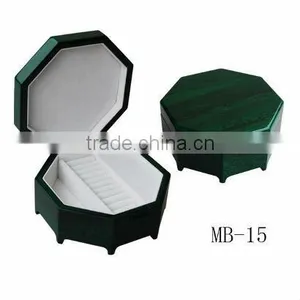 Luxury Lacqure Octagon Shaped Music Box Jewelry Case thumbnail-2