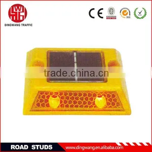 Solar Road Studs thumbnail-1