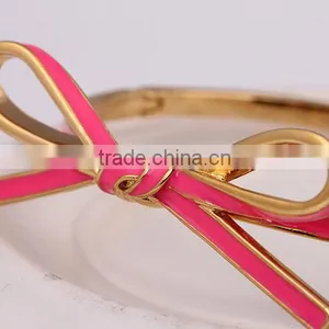 China Wholesale Bowknot Style High Quality Glow Bracelet thumbnail-1