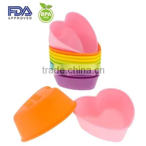 Silicone Baking Cups / Muffin Molds - 12 Reusable Cupcake Liners in Storage Container thumbnail-3