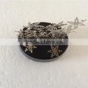 Magnetic Sculpture Snowflake thumbnail-2